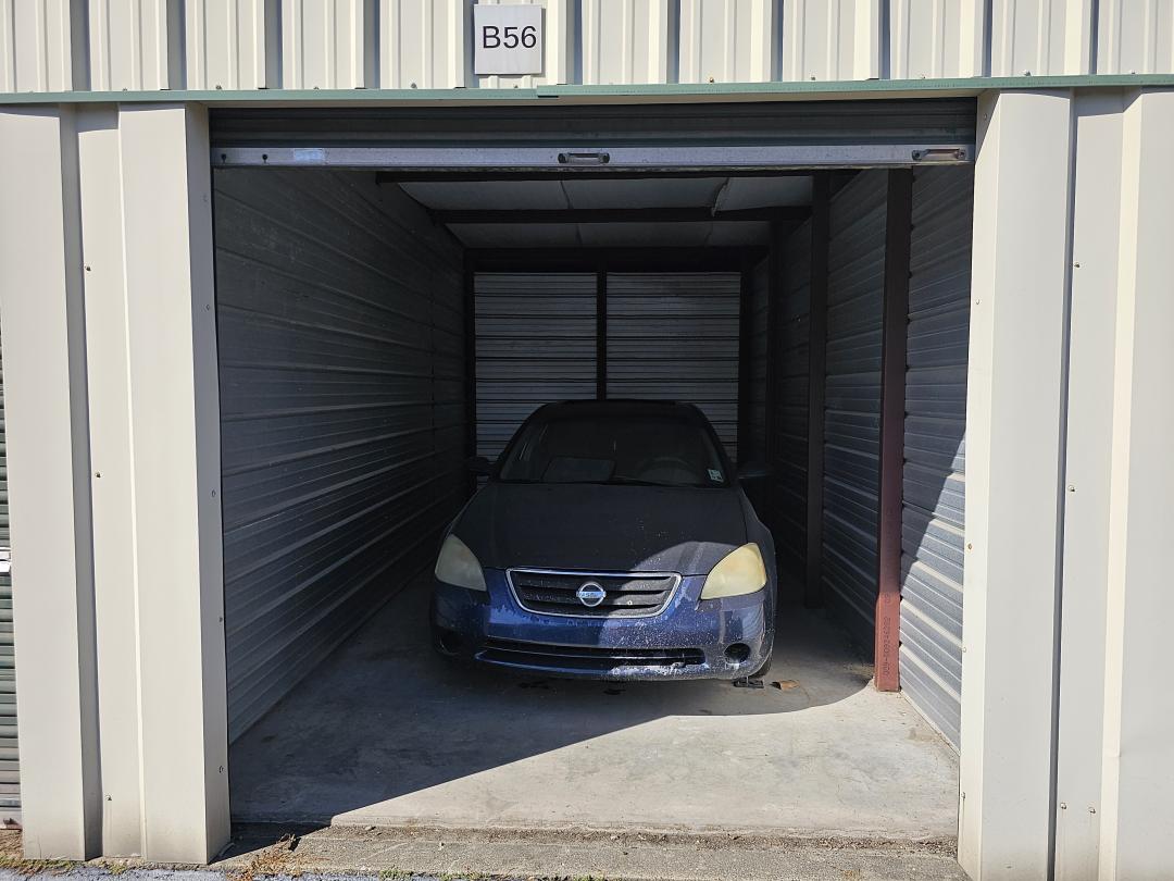 Storage Unit Auction in JEFFERSONVILLE, IN at Jeffersonville